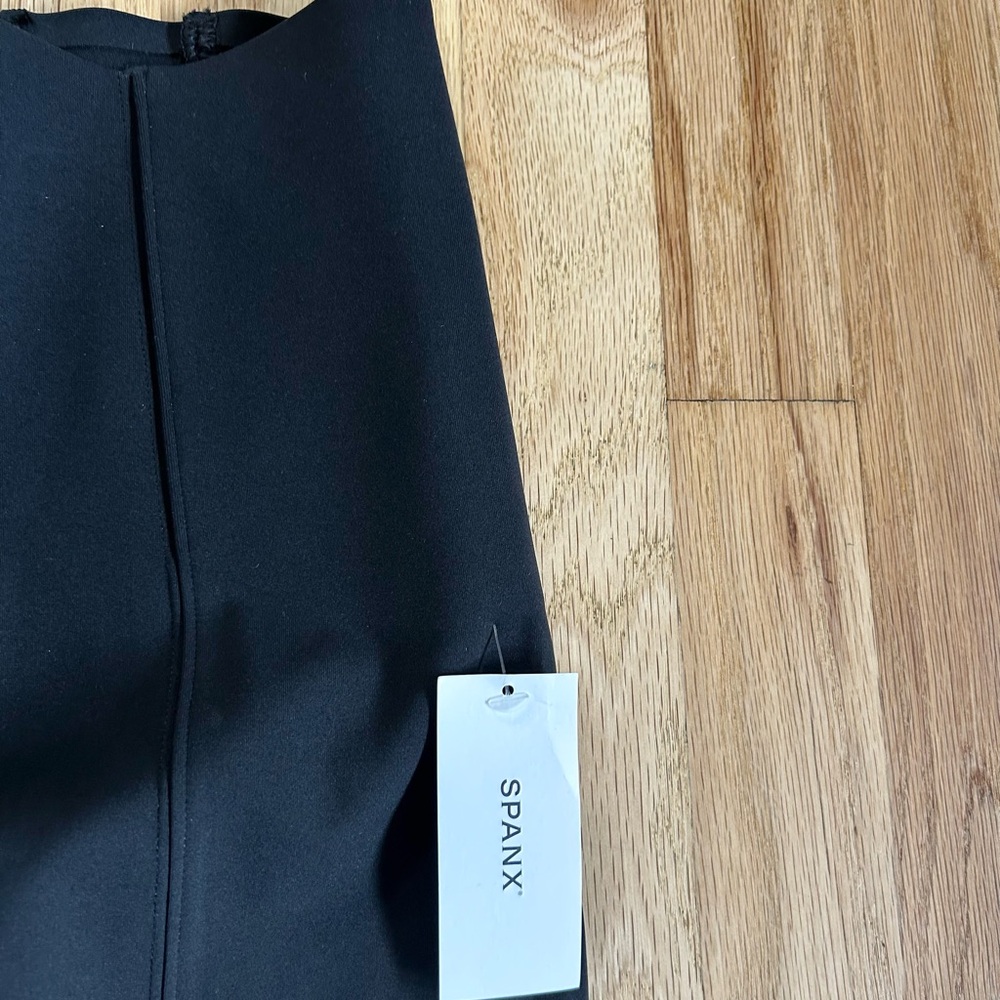 SPANX booty boost smooth front micro flare legging yoga pants very black size XS - Picture 7 of 10